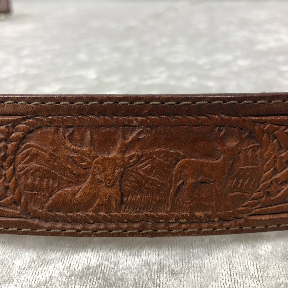 Justin Tooled Belt Outdoorsman Western Cowhide Leather Embossed Hunting Fishing - Picture 4 of 15